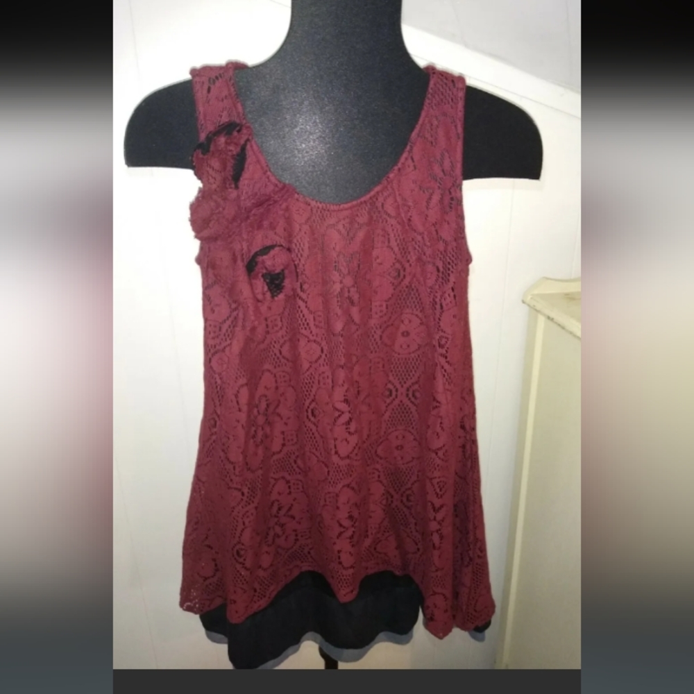 Lace Tunic Top Burgundy Medium